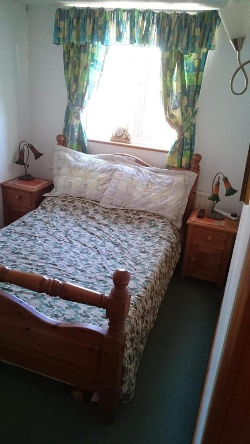 Shiralee Bed And Breakfast ซอลส์บรี ภายนอก รูปภาพ