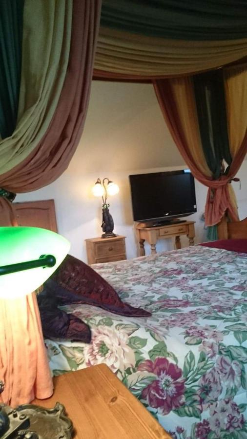 Shiralee Bed And Breakfast ซอลส์บรี ภายนอก รูปภาพ